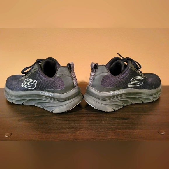 Skechers Men's D'lux Walker Sneaker - Picture 3 of 8